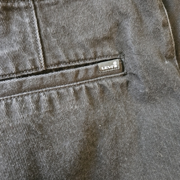 Levi's Premium Ribcage Wide Leg Trouser Style Jean Size 30 - Picture 7 of 7